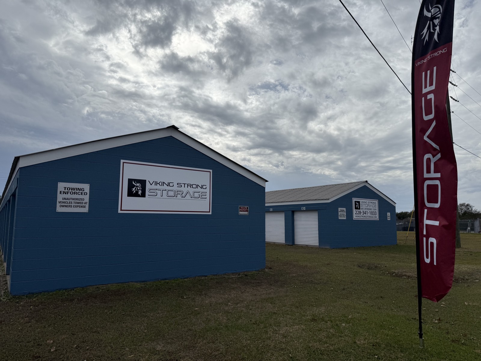 Convenient self-storage options
